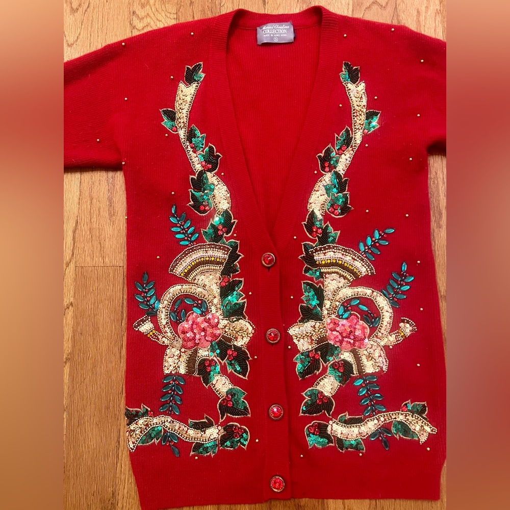 Women’s 90’s Ugly Christmas Sweater. Sequins, beads, jewels. Size Small